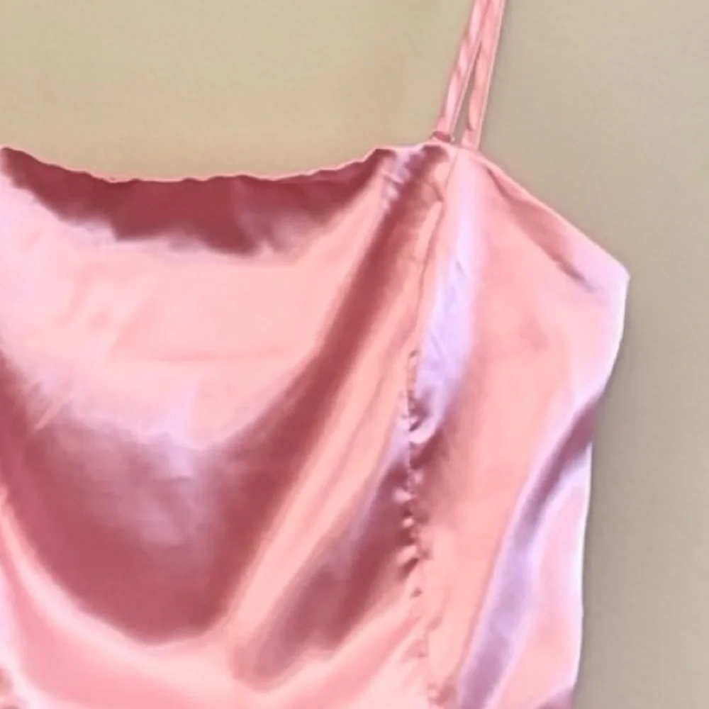 Wet Seal Pink Satin Bustier-Style Crop Top w Smocked Back – Size Medium EUC - Picture 5 of 10